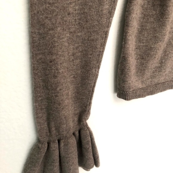 14th & Union Scoop Neck Ruffle Cuff Sweater - Picture 6 of 12